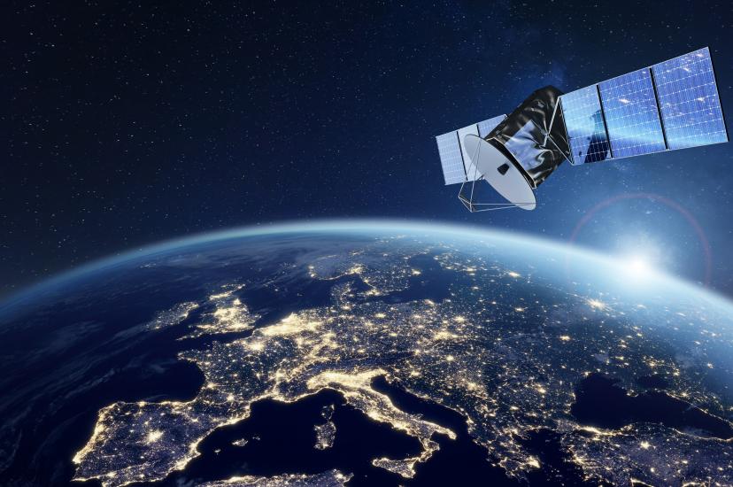 Optical communications in low earth orbit